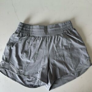 Lululemon Hotty Hot High Rise 4” short